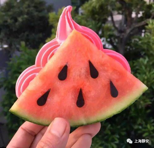 临夏网红吃瓜,揭秘当地美食背后的故事 第2张 临夏网红吃瓜,揭秘当地美食背后的故事 第2张