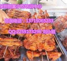 摆摊烤鸡腿爆料视频,美味诱惑引众人排队品尝