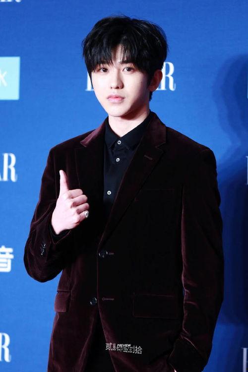 李柏霄爆料明星视频,揭秘娱乐圈不为人知的真相