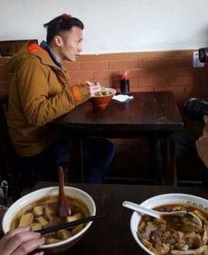 网友爆料美食视频大全图片,网友爆料美食盛宴